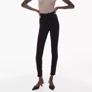 Aritzia Babaton Greer pants. 🖤